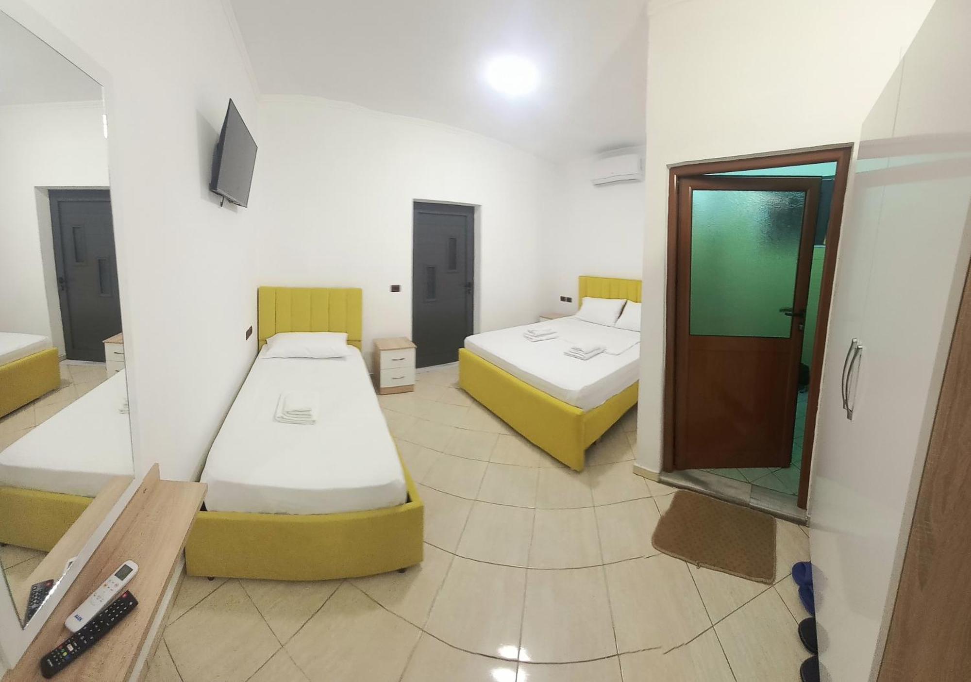 Hotel Eno Përmet Exteriör bild