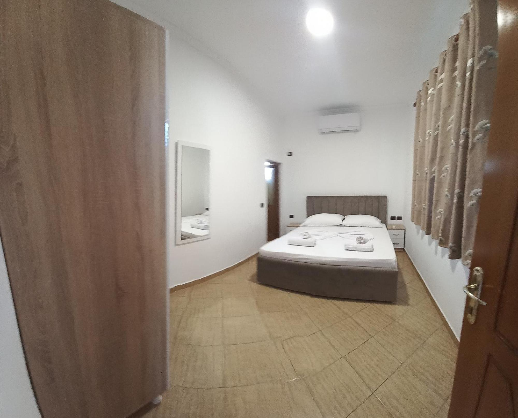 Hotel Eno Përmet Exteriör bild